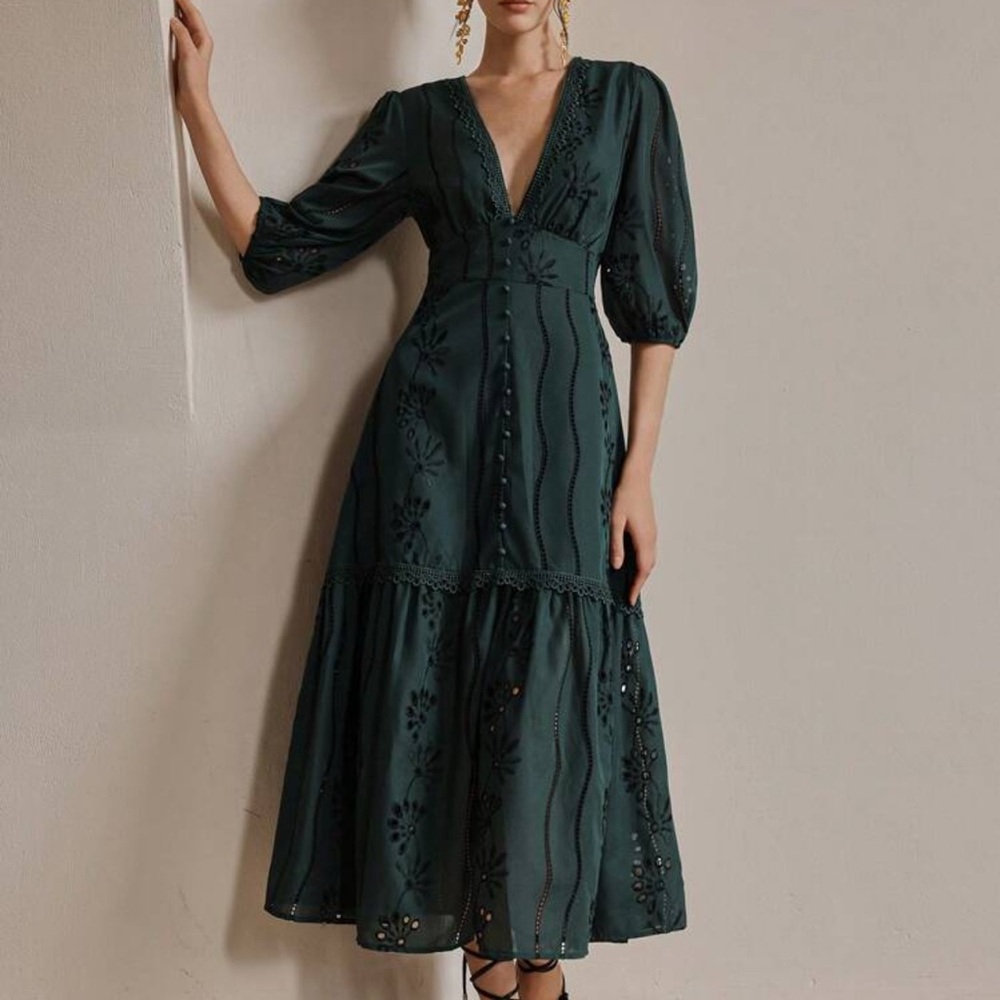 !!ON HOLD!! @amykabibi Green Tiered Midi Dress with Puff Sleeves